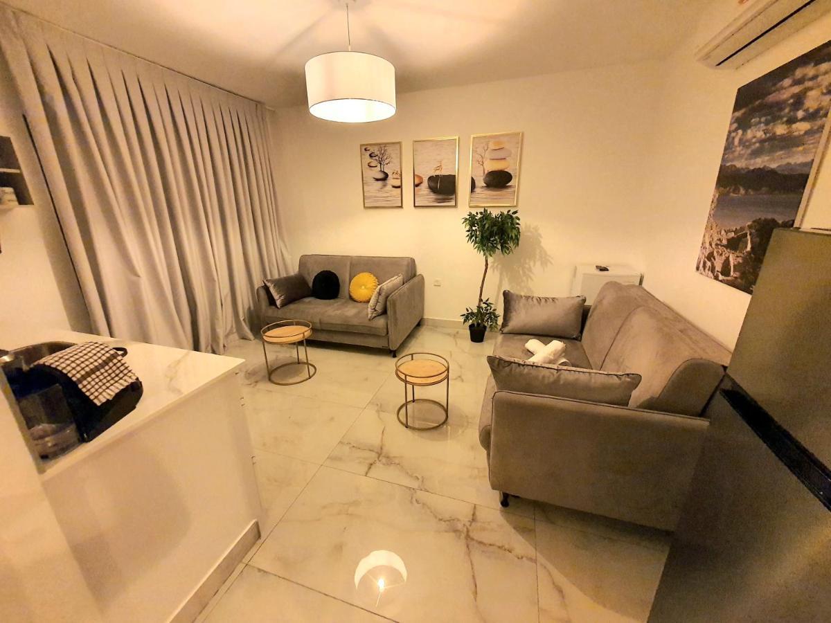 Barak Royal Suites Vip 134 - חמש דקות מהים ומהטיילת Eilat Exteriör bild