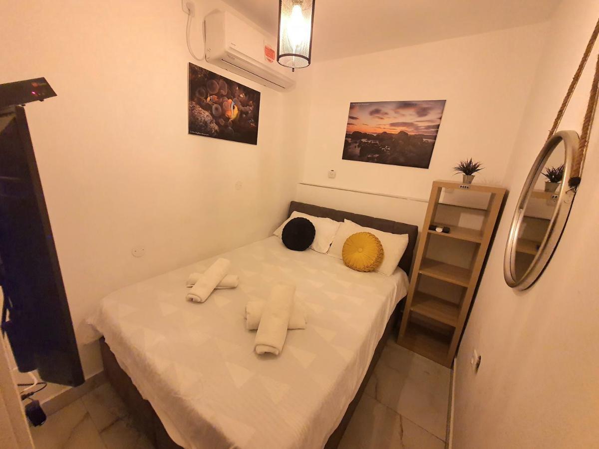 Barak Royal Suites Vip 134 - חמש דקות מהים ומהטיילת Eilat Exteriör bild