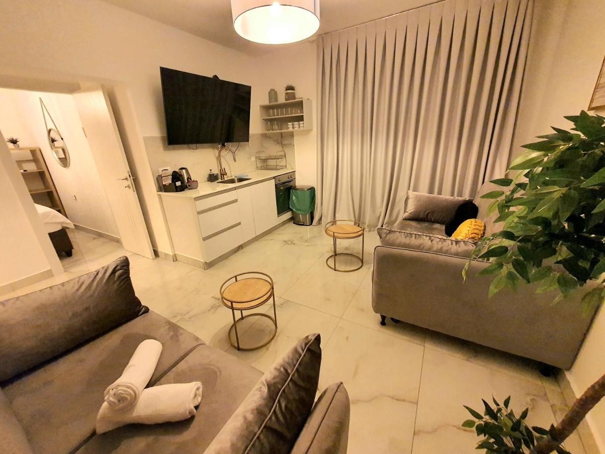 Barak Royal Suites Vip 134 - חמש דקות מהים ומהטיילת Eilat Exteriör bild