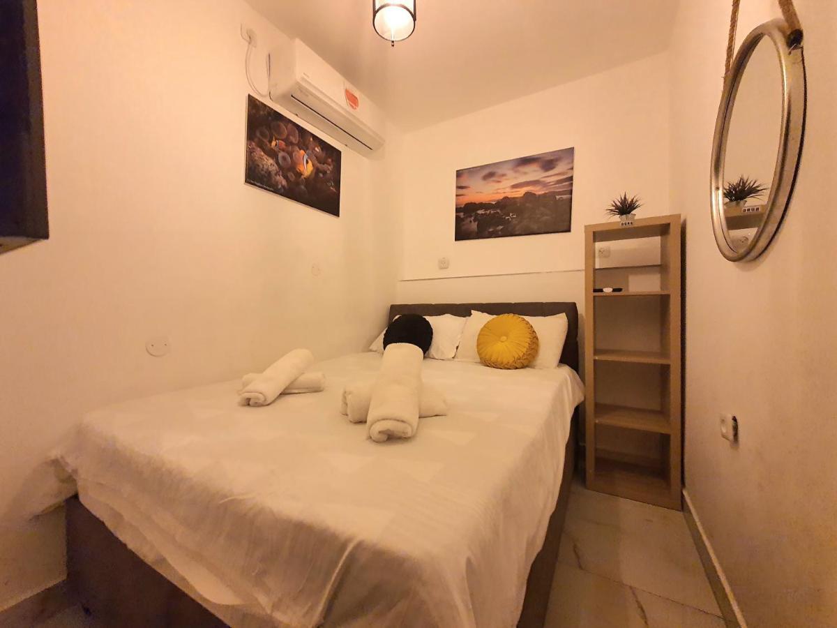 Barak Royal Suites Vip 134 - חמש דקות מהים ומהטיילת Eilat Exteriör bild